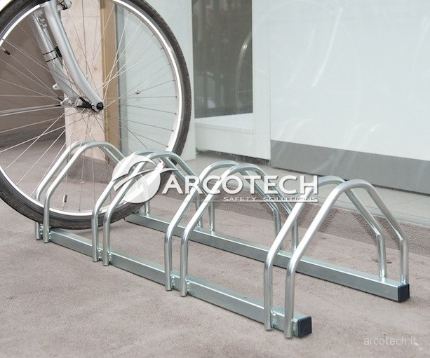 porta-biciclette-632vin-1.jpg Portabiciclette da 3 a 5 posti CUNEO Arcotech Srl Safety Solutions - immagine 1