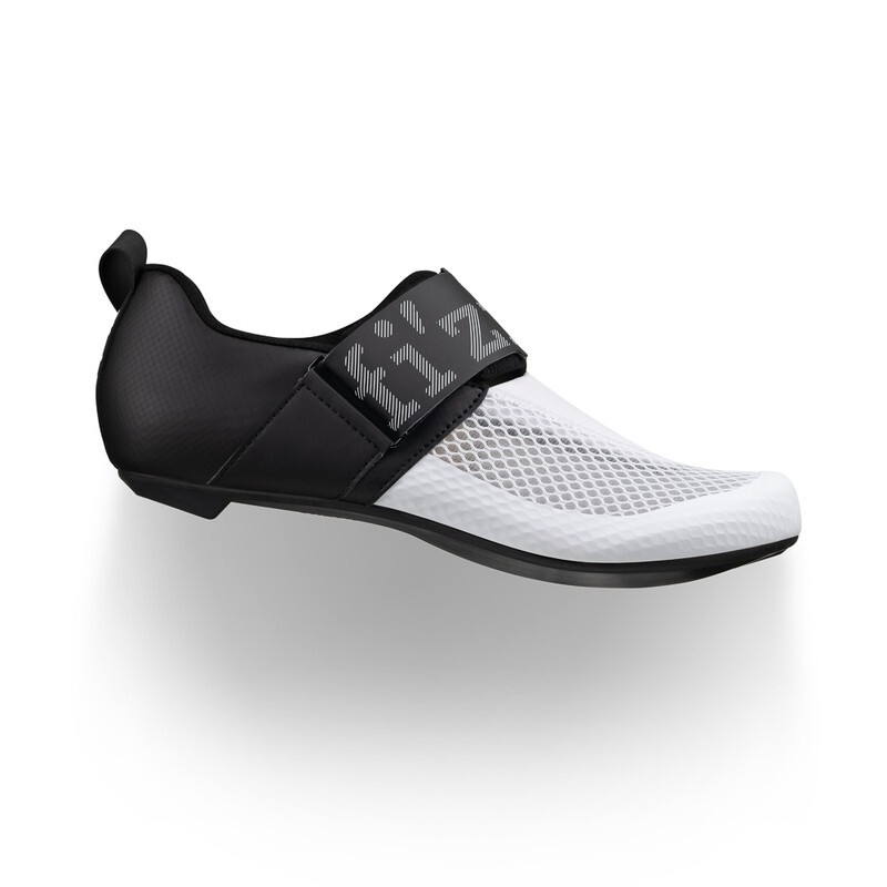 scarpe-fizik-163mek-1.jpg Scarpe per bici da corsa triathlon FIZIK TRANSIRO HYDRA white - immagine 1