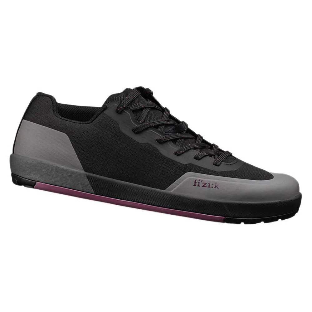 scarpe-fizik-247emy.webp Fizik Scarpe MTB Gravita Versor Flat, Nero | Bikeinn - immagine 1