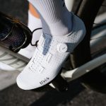 Fizik Tempo Decos Carbon Scarpe per bici da corsa Wide bianco/nero | BIKE24