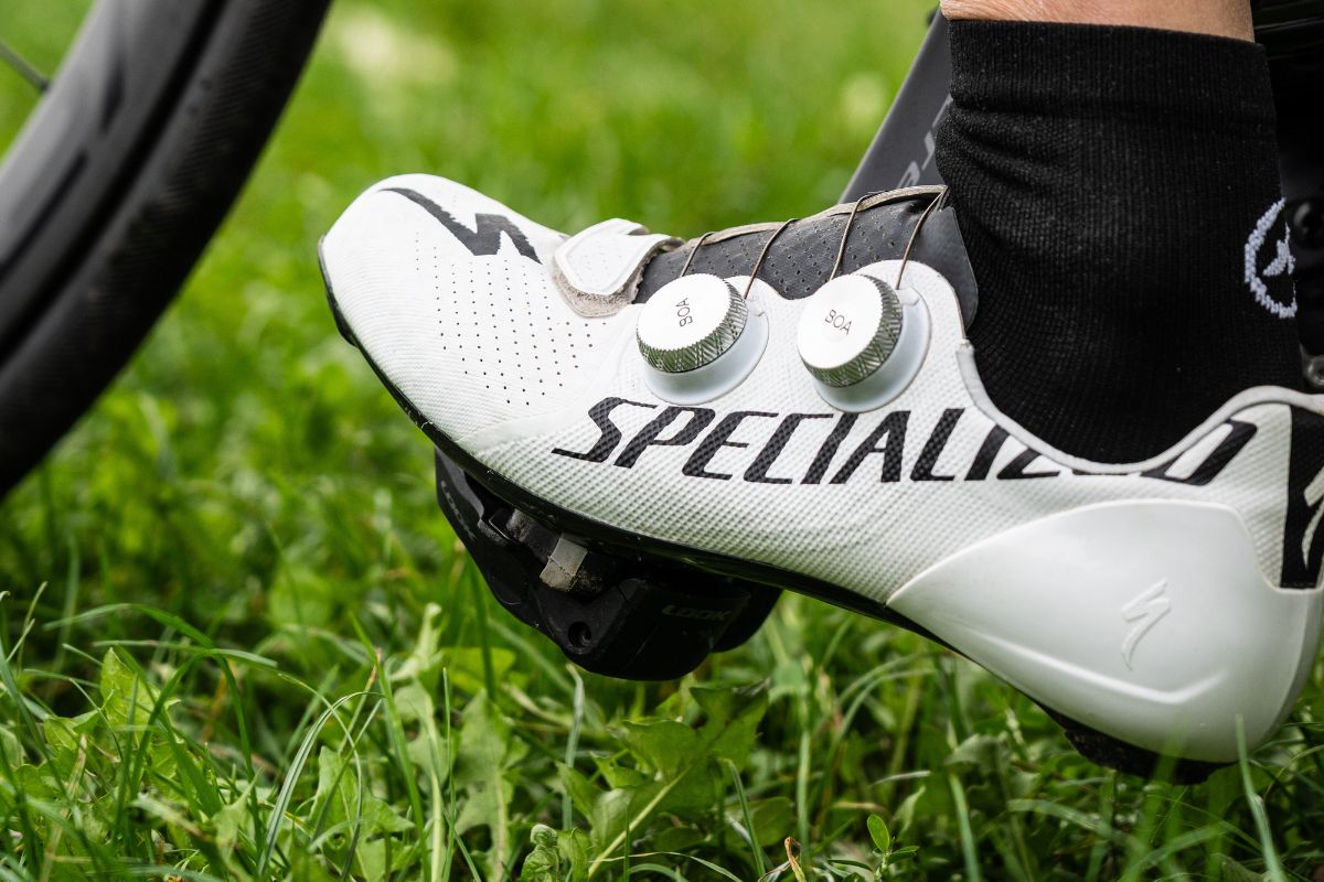 scarpe-per-ciclismo-da-strada-463cgg-1.jpg Perché le scarpe da ciclismo fanno la differenza | Guida Biciclette Zeta - immagine 1